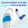 Darstellung von Einlegesohlen, die mit einer Schere auf die eigene Schuhgröße zugeschnitten werden können. Text: Zuschneiden auf die eigene Schuhgröße.